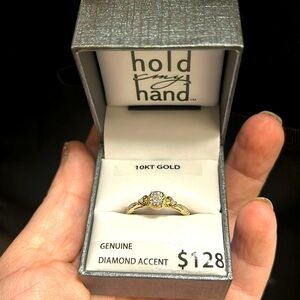 10 k Gold engagement ring
